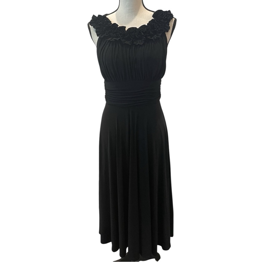 Jessica Howard Evenings Rosette Collar Sleeveless Black Dress